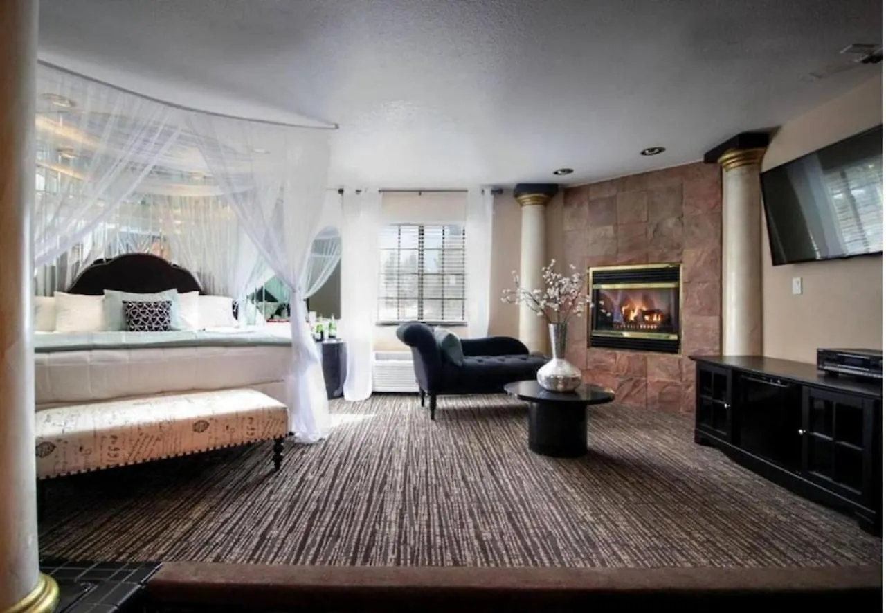Postmarc Hotel And Spa Suites South Lake Tahoe